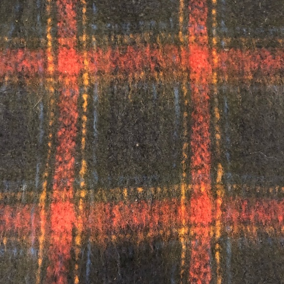 Plaid Urban Outfitters skirt - Picture 5 of 5